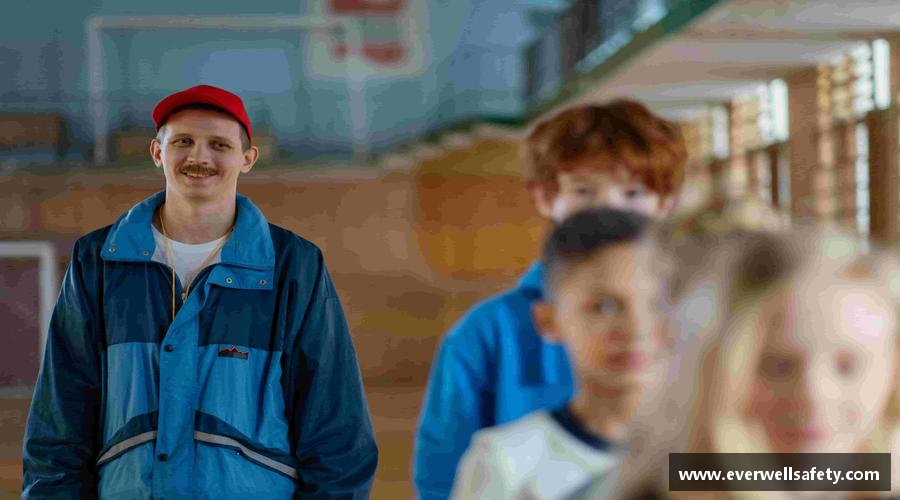 永不言败，英雄始终在路上！